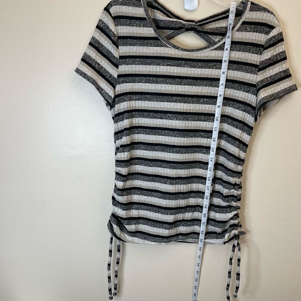 BCX| Large| Open back| Stretch| Soft| Striped - Picture 2 of 11